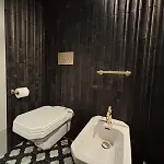 Апартаменты The Lotus Flower Stylish Renovated In