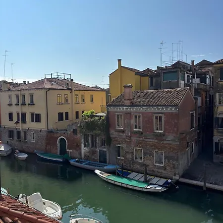 The Lotus Flower Stylish Renovated In 公寓