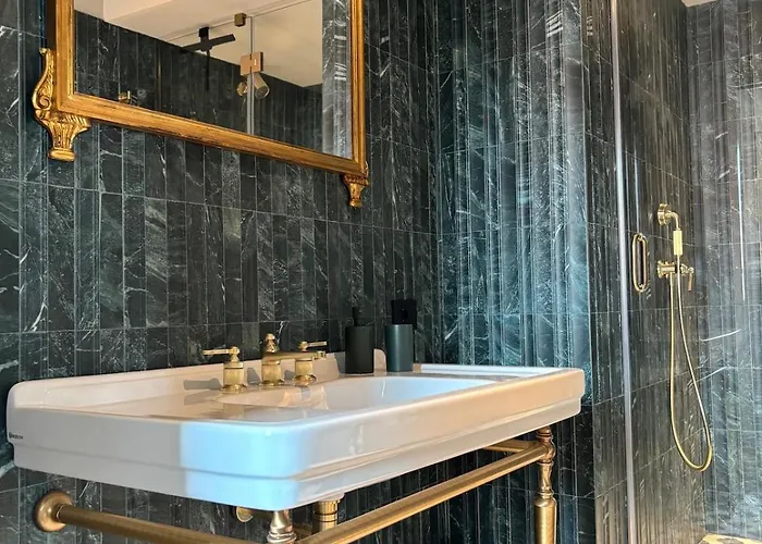 公寓 The Lotus Flower Stylish Renovated In *