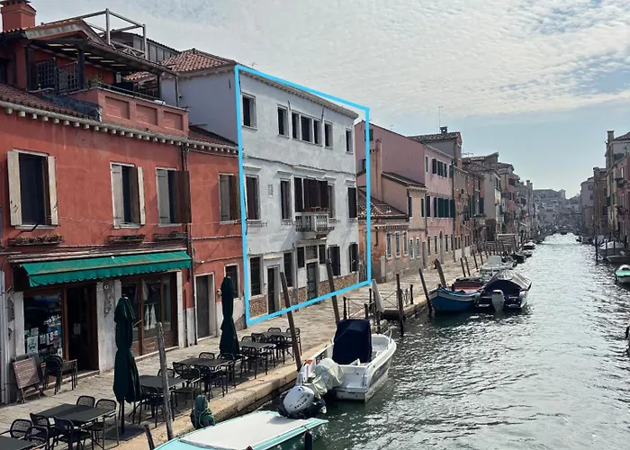 The Lotus Flower Stylish Renovated In 公寓 *